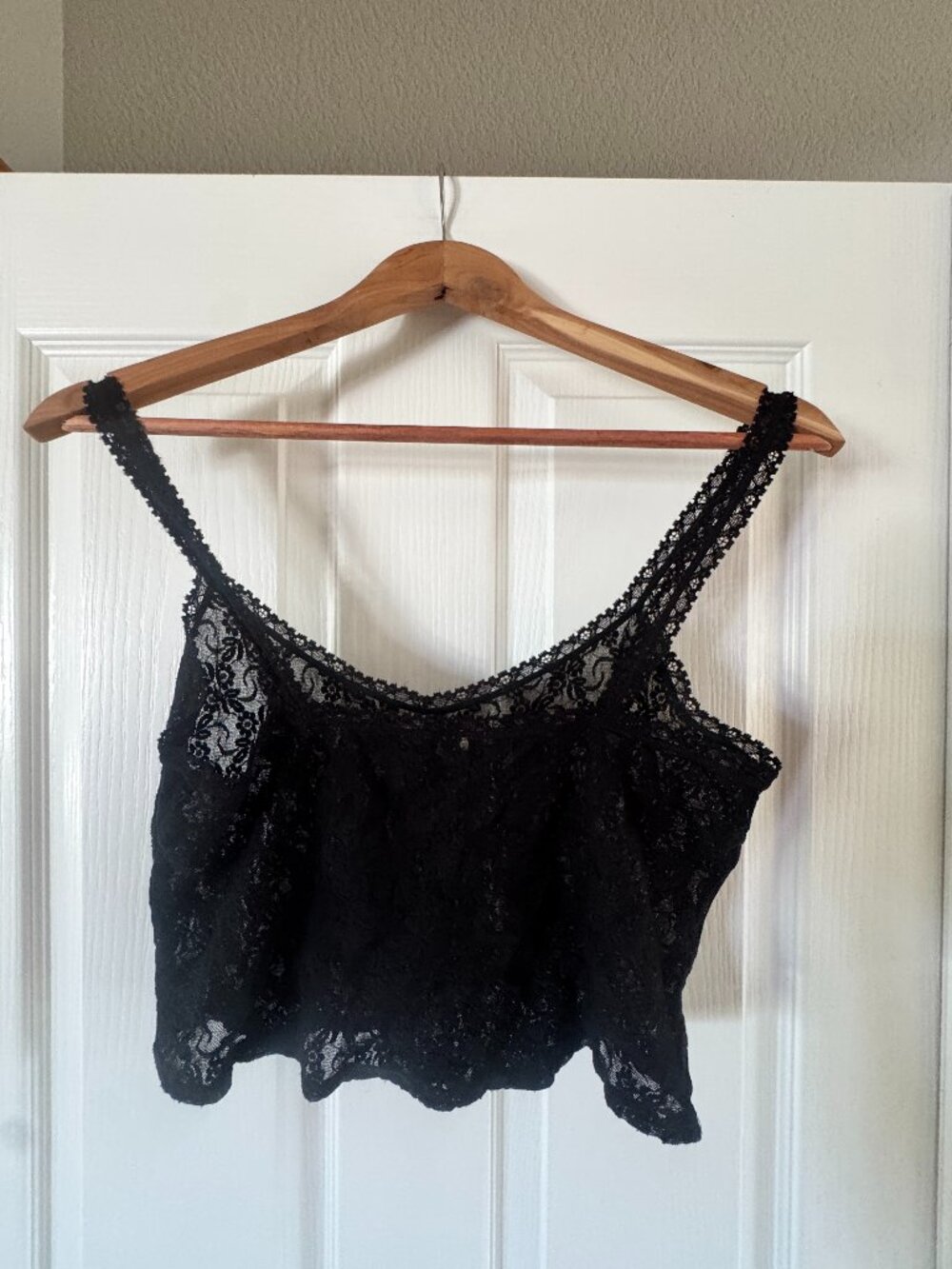 Only Hearts Black Lace Camisole Size Medium GUC